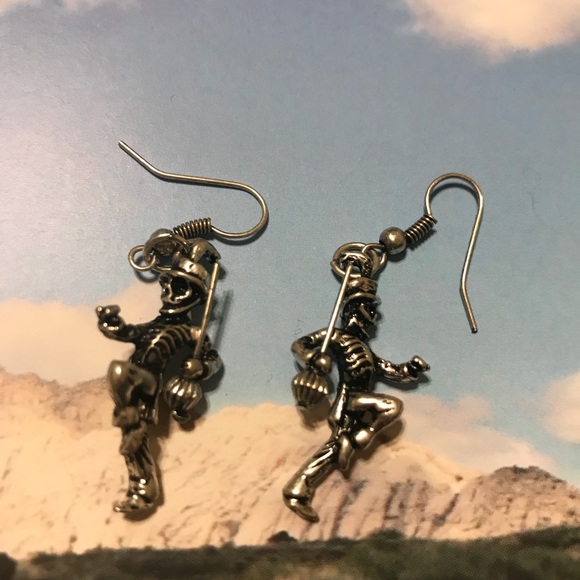 Fancy Skeleton Earrings - Picture 4 of 5
